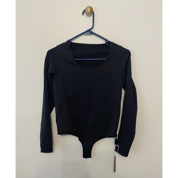 NWT Essential Skims Long Sleeve Scoop Neck Bodysuit Onyx Black size 2X / 3X - Picture 6 of 9